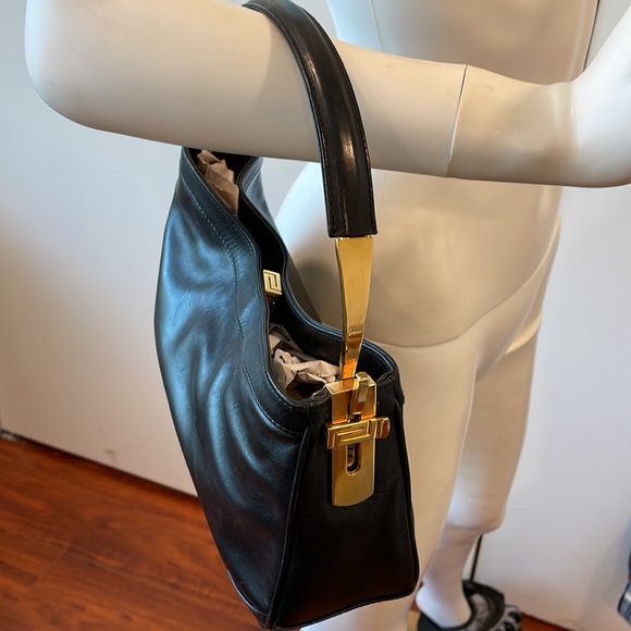 Vintage Gianni Versace Black LeatherPouchette - Picture 5 of 9